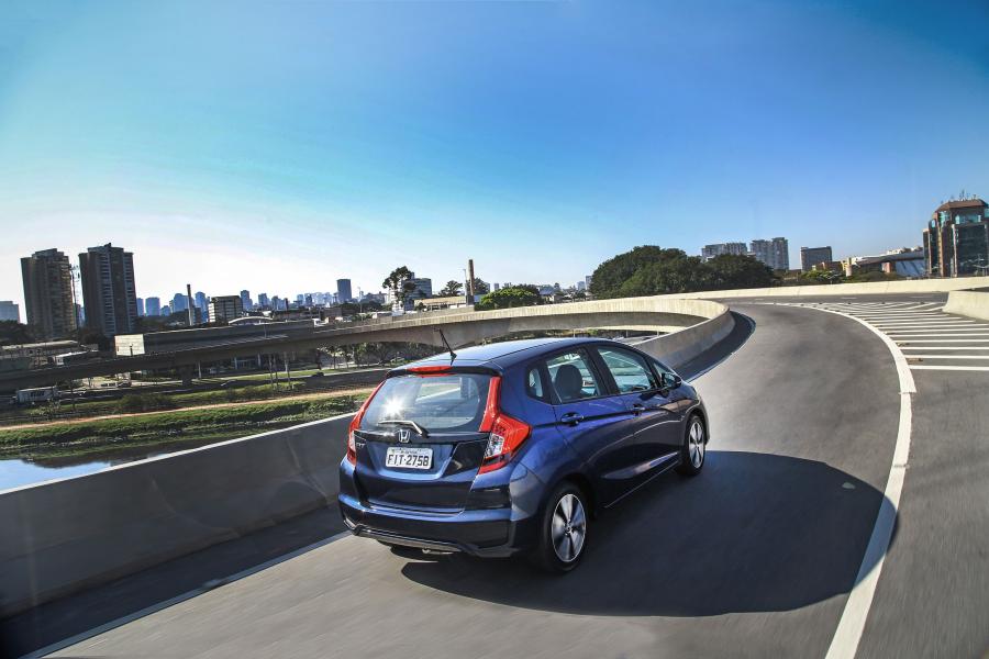  Honda Fit 2017 года  (LA) (фото 7 из 40)
